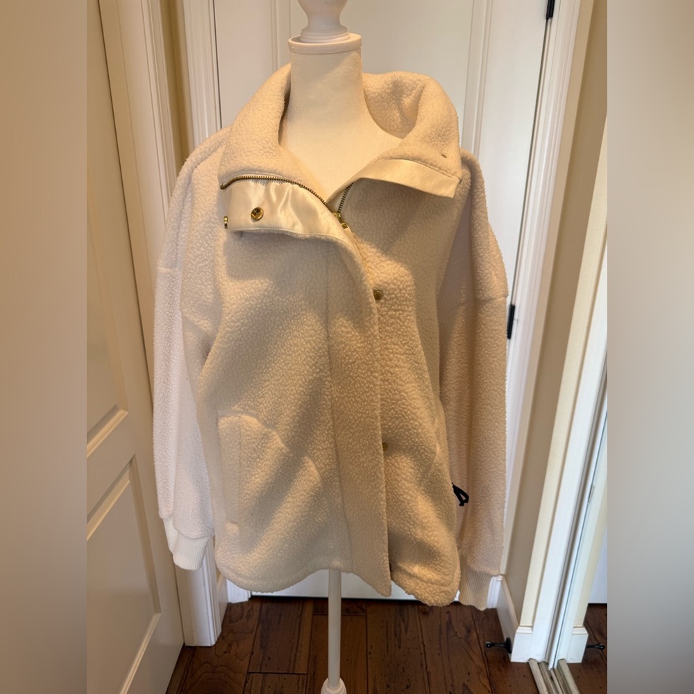 Varley Ivory Teddy Sherpa Jacket with Zip & Snap Front